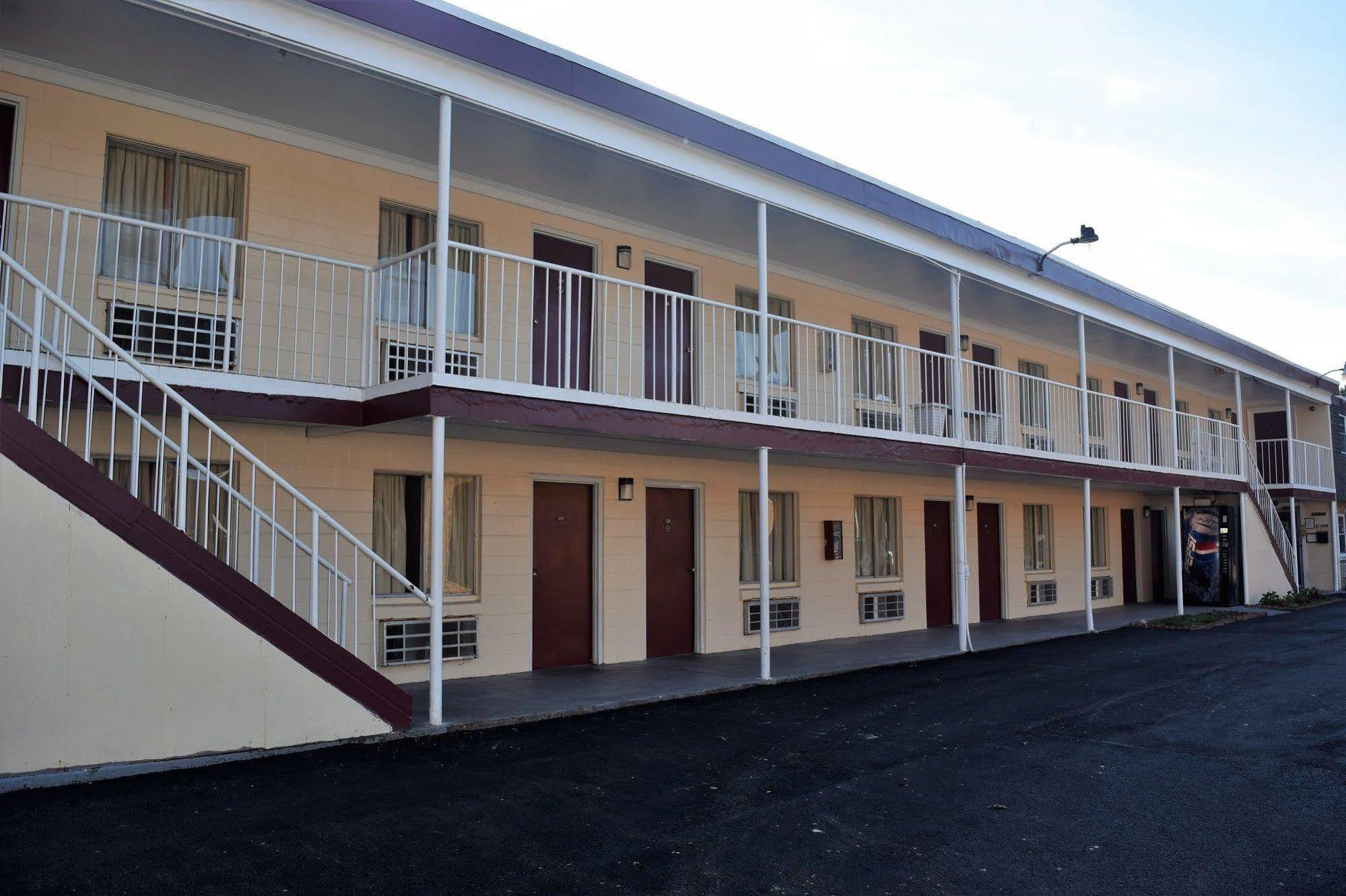 Fort Eustis Inn Newport News Eksteriør bilde